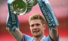 开云体育-曼城再度大胜热刺，稳住领先位置