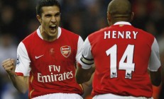 开云体育app-阿尔卑斯山巅的蓝调风暴，托尼一剑封喉，尤文图斯以意大利铁血横扫伊比利亚艺术