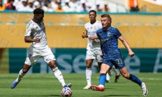 开云体育-沙特球队遭遇惨败，出线形势严峻