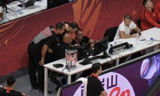 开云体育中国-篮球裁判员工资待遇待改善，引发争议