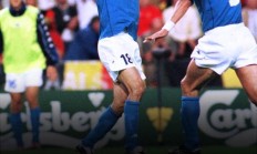 开云体育下载-意大利主教练鼓励后卫组阵容更换战术体系