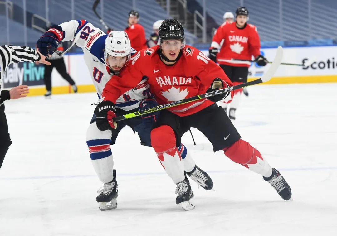 加拿大队在比赛中发挥出色，晋级决赛