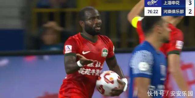 那不勒斯力克强敌，赢得宝贵胜利的简单介绍