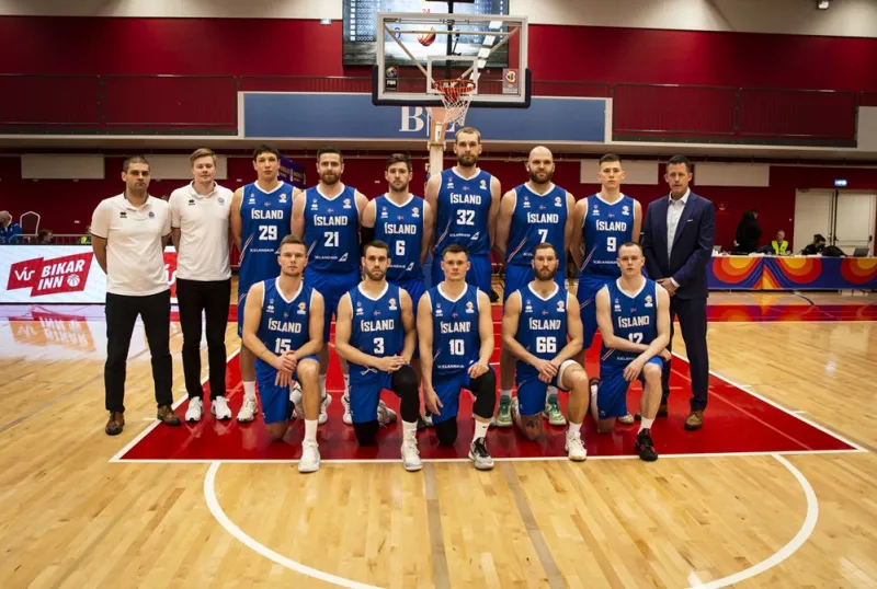 冰岛选手夺得篮球比赛男子小组赛领先成绩