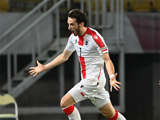 卢森堡队在欧预赛中意外失利，战绩蒙羞