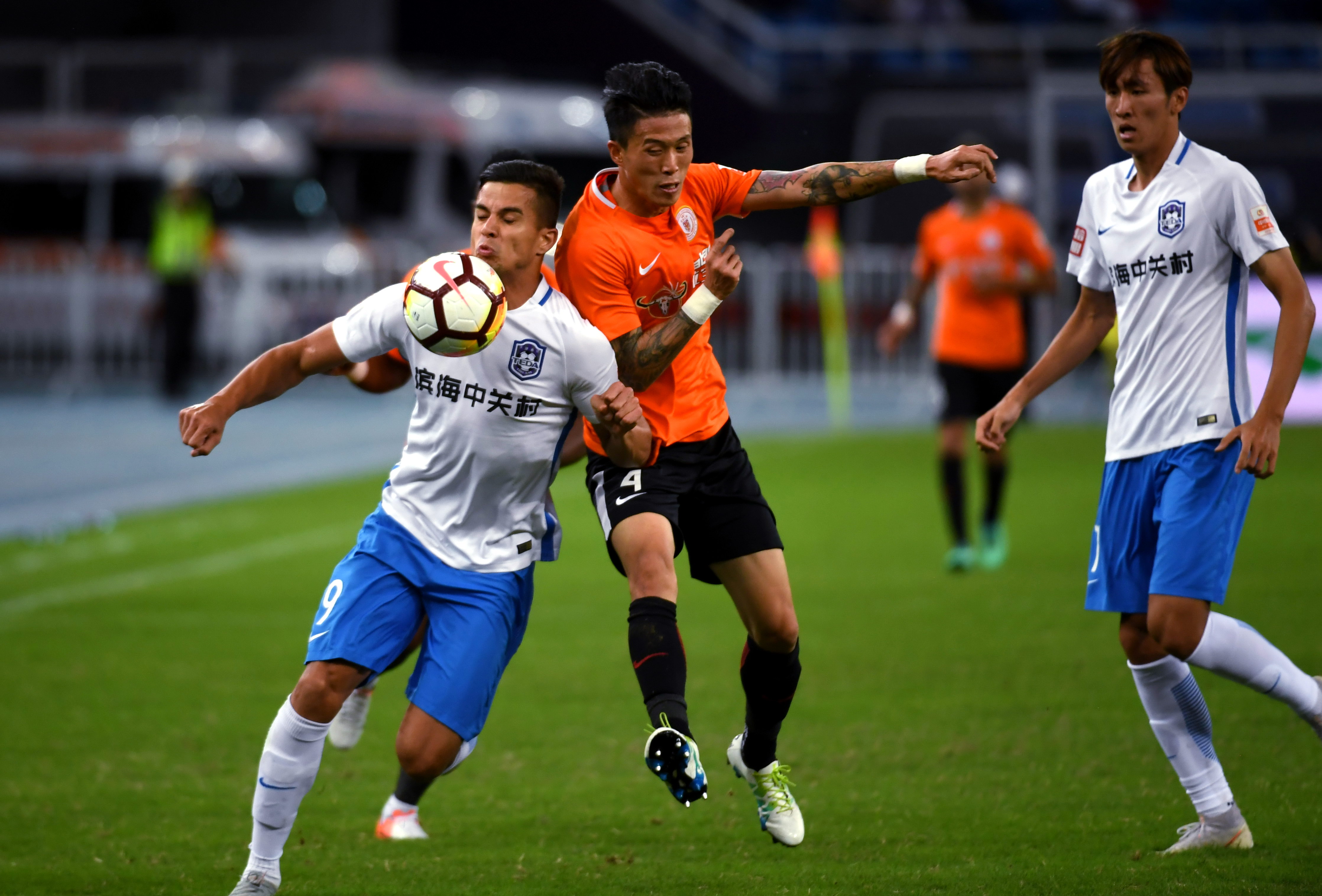 天津泰达主场取胜，积分榜上稳步攀升的简单介绍