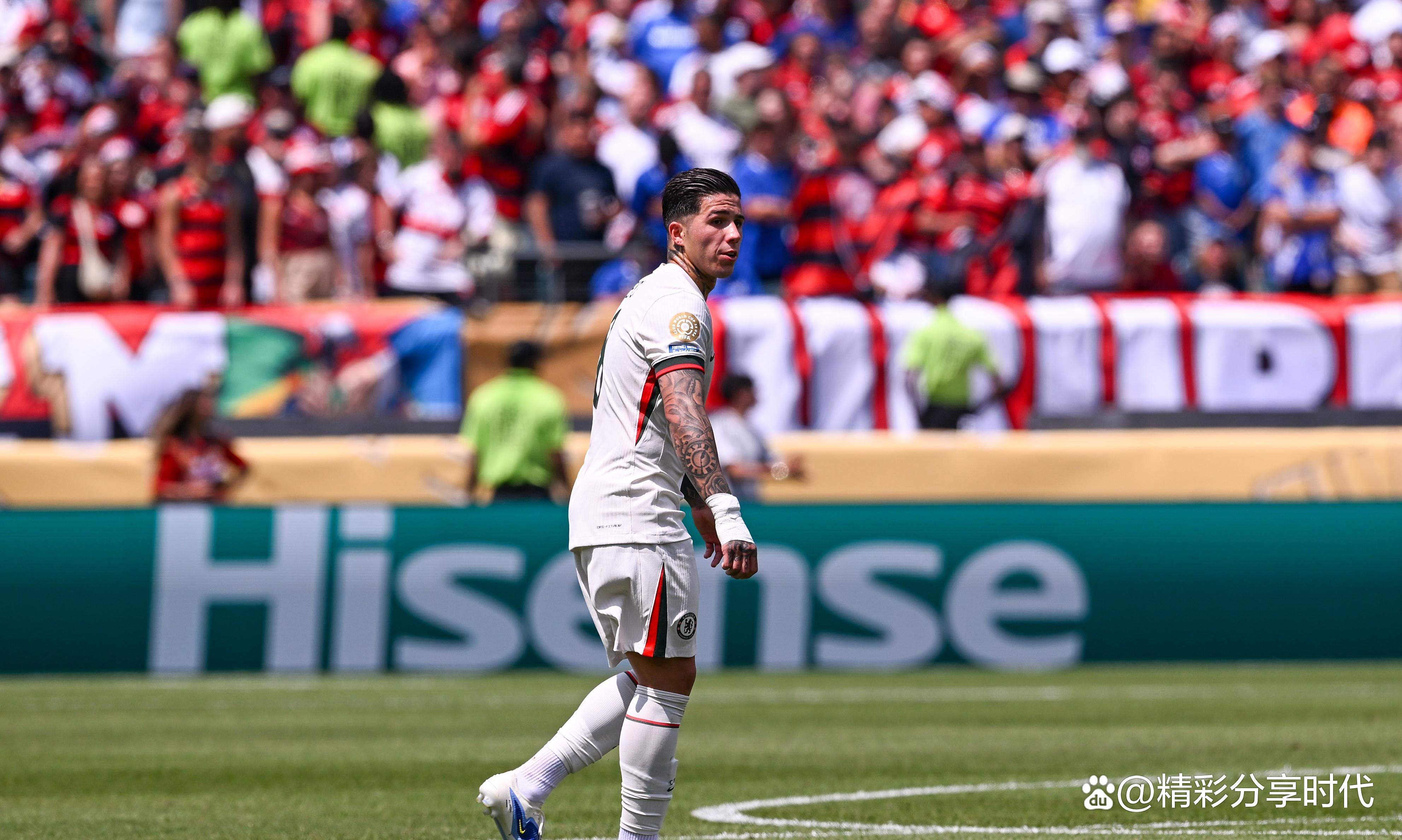 关于切尔西开挂四连胜，蓝军逆袭欧洲足坛的信息