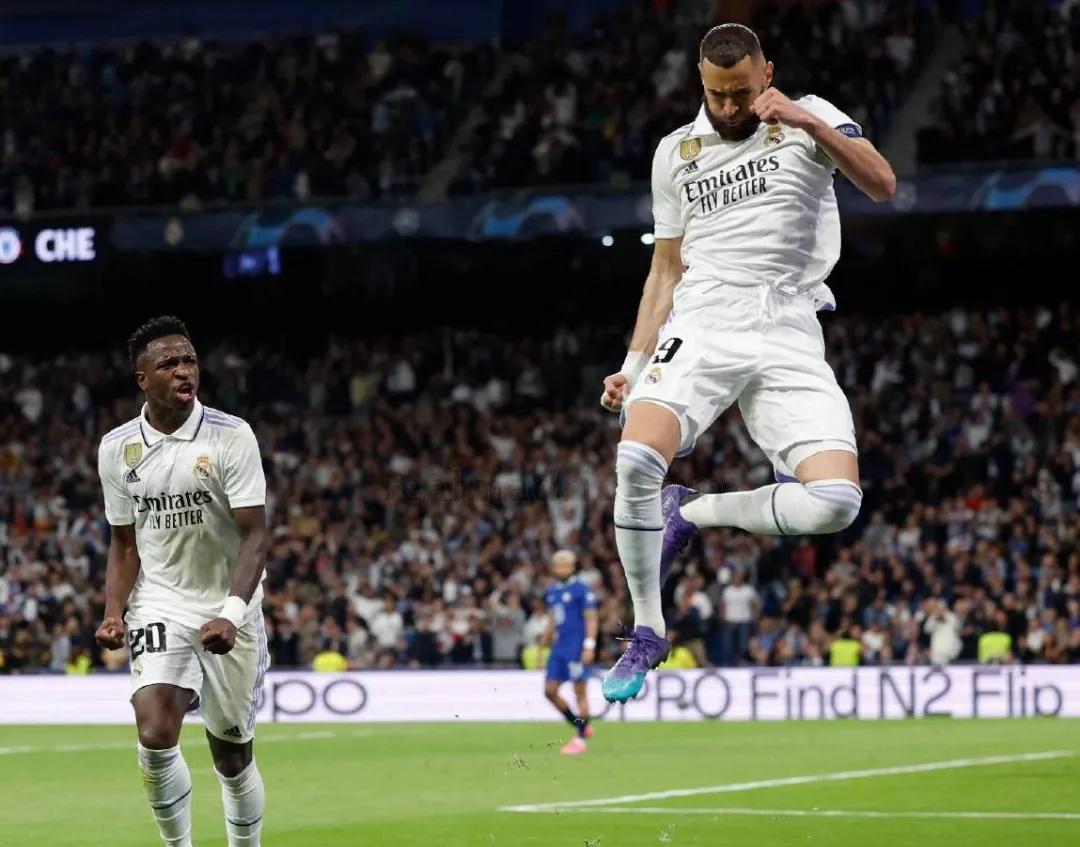 皇马主场大胜：本泽马表现出色破门两次