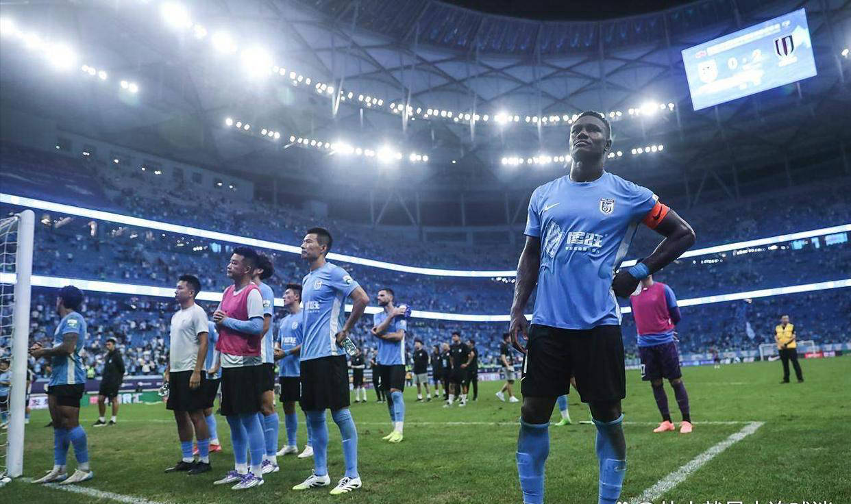 包含大连一方换帅效果如何，球队状态不断提高备战下一场的词条