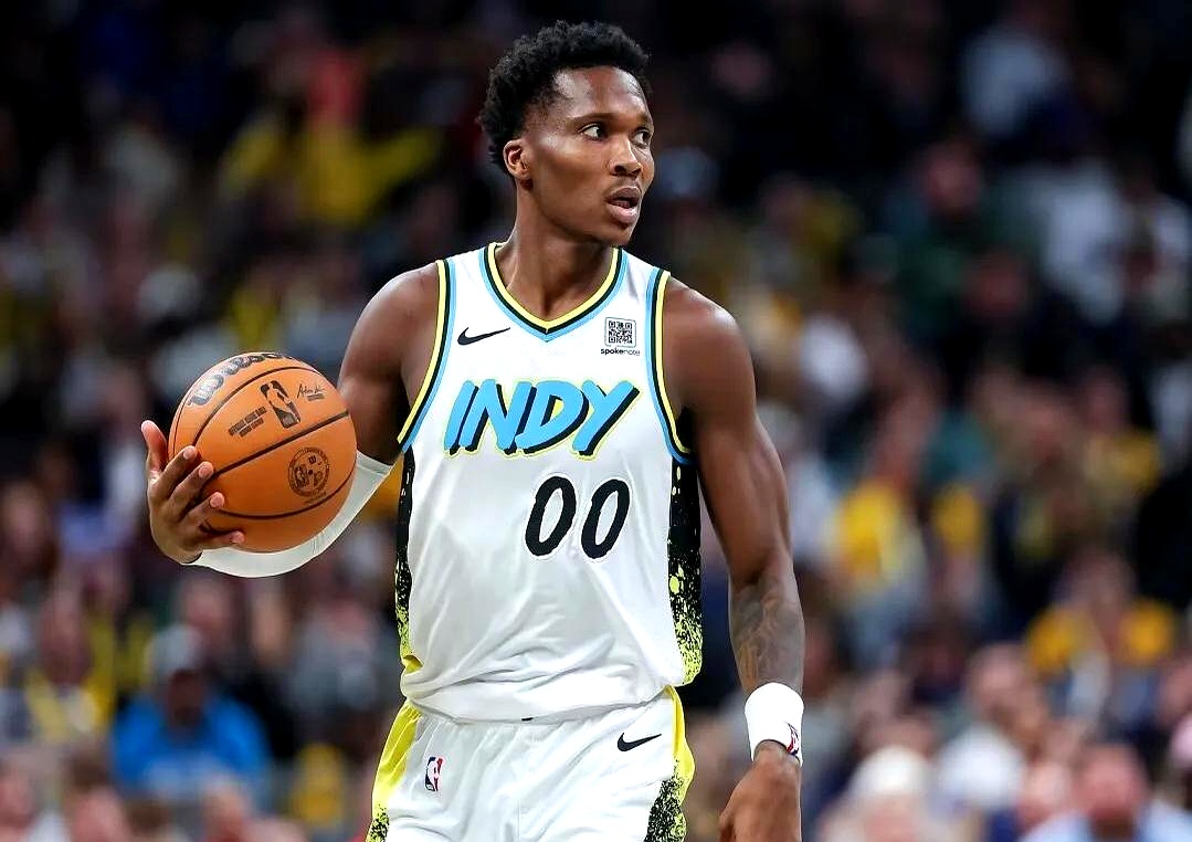 步行者队全明星后卫欧拉迪波重返球队，备战新赛季的简单介绍