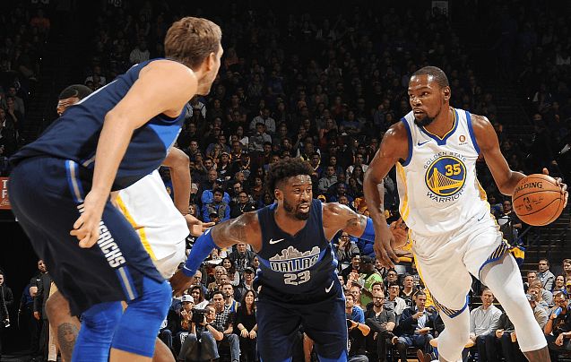 勇士核心再战球场，状态稳定