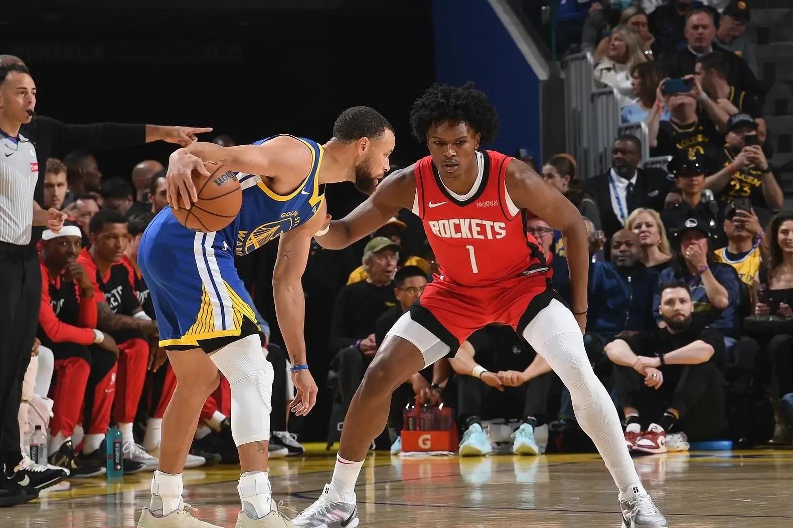 NBA球员因犯规问题被交易至另一支球队