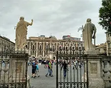 卡塔尼亚客场全身而退,赢得关键三分 卡塔尼亚客场全身而退,赢得关键三分