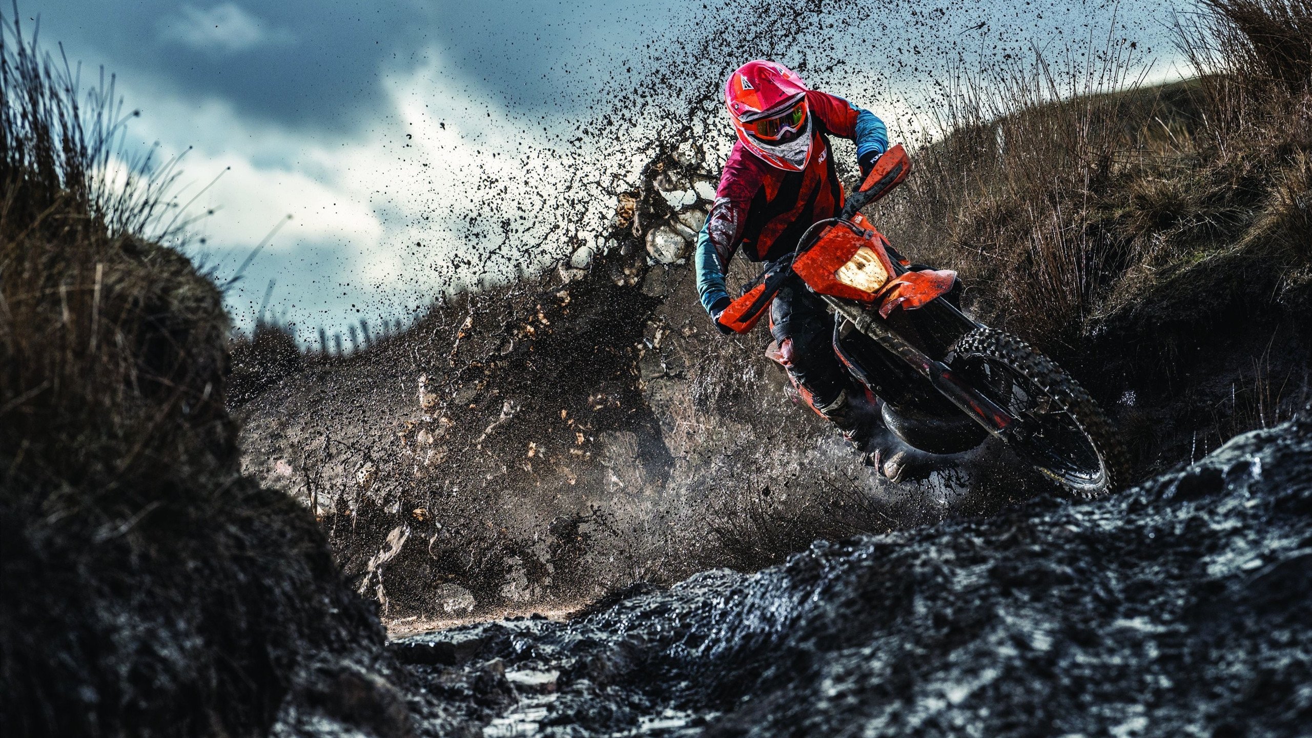 星火燎原，拉梅洛个人秀引爆赛场，广东队团队攻势如潮水淹没开拓者